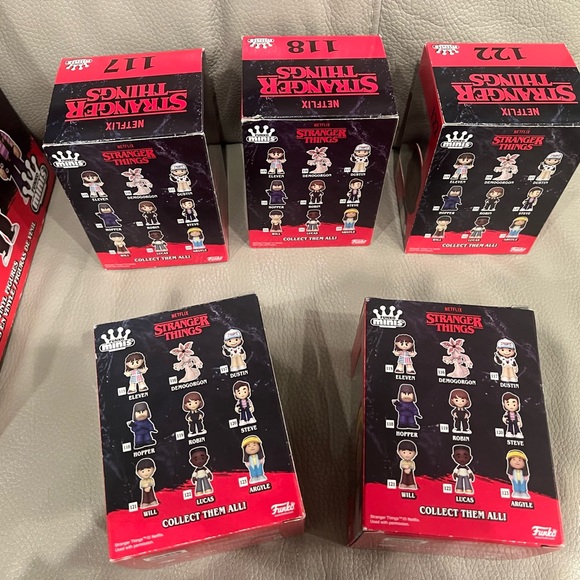 BNIB Stranger Things Funko Mini lot of 5 figurines - Picture 4 of 6